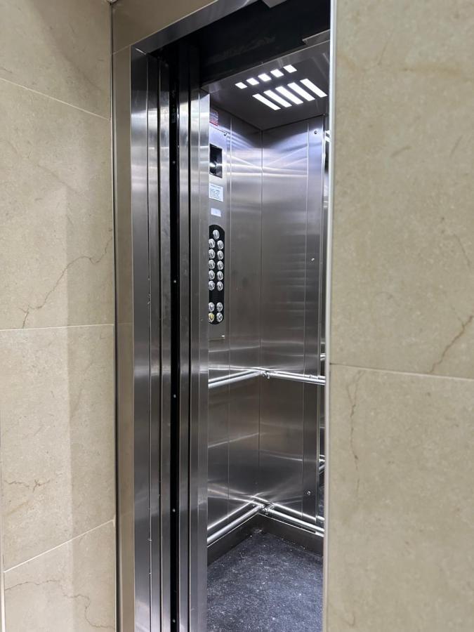 Hera Tirana Suite Deluxe Екстериор снимка