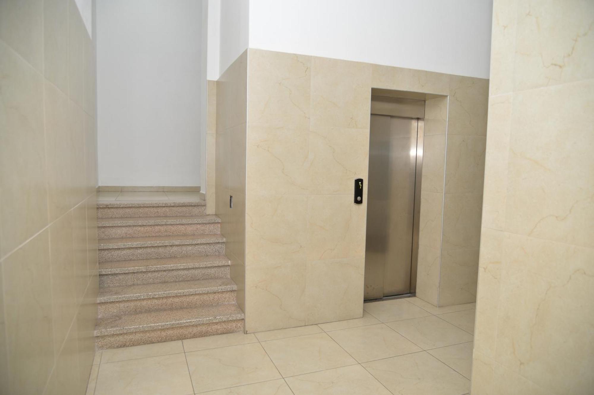 Hera Tirana Suite Deluxe Екстериор снимка